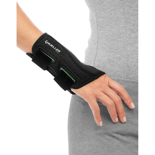 BREATHABLE GREEN FITTED WRIST BRACE WITH PALMAR SPLINT